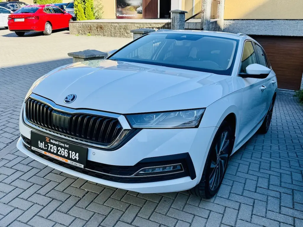 Škoda Octavia, 2,0TDi 110kW STYLE ČR TAŽNÉ